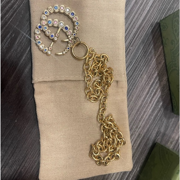 Gucci Vintage gemstone necklace pendant;Comes with non branded brass chain. - Picture 4 of 5